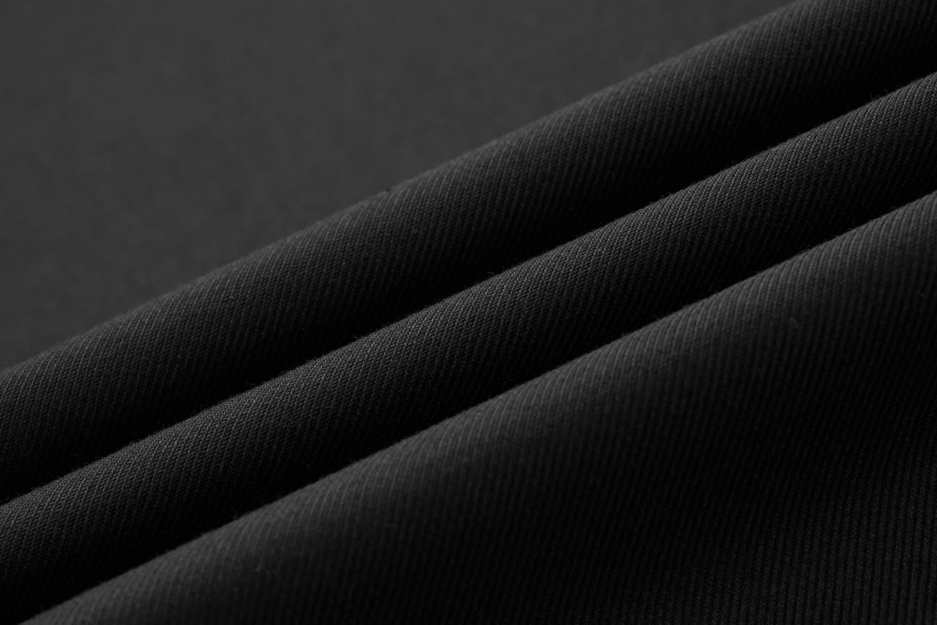 Suit Vibe - Modern Peak Lapel Slim Fit Suit | Professional Business & Wedding 2/4-Piece Set