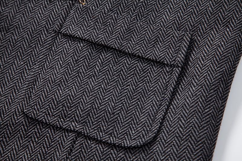 Vintage British Style Men's Plaid Vest - Retro Herringbone Tweed Gilet with Flap Pockets for Groomsmen